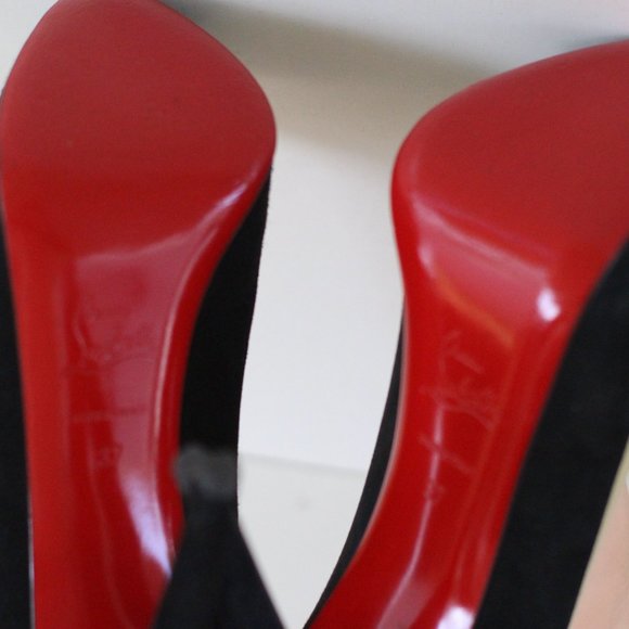 Christian Louboutin Black Mago Platform Pumps - Picture 7 of 13